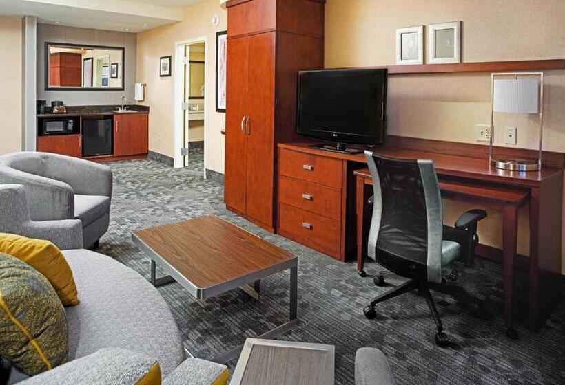 스위트 킹사이즈 침대, Courtyard Aberdeen At Ripken Stadium