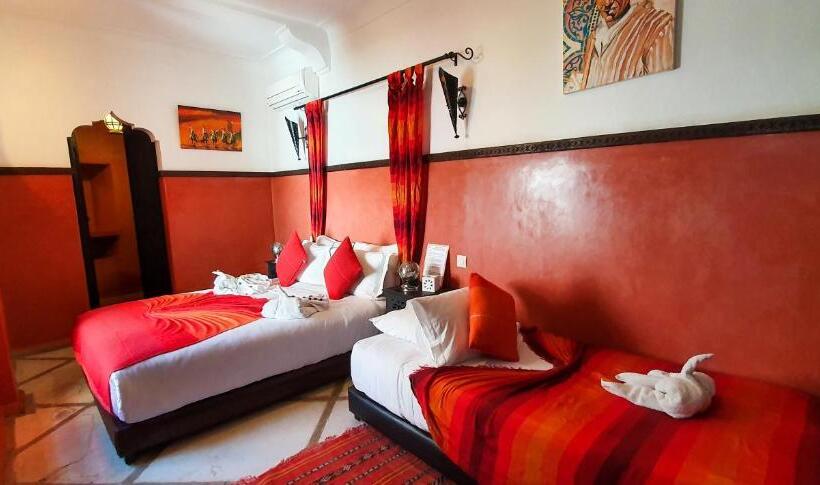 Habitación Triple Estándar, Riad Dar Palmyra