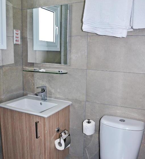 استودیو استاندارد با چشم‌انداز دریا, Zodiac Hotel Apartments