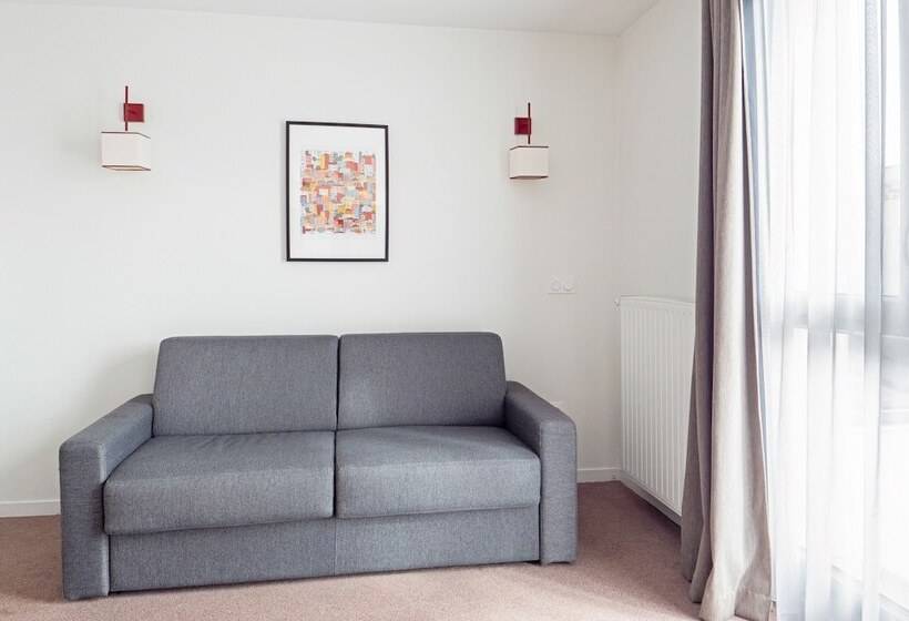 Апартаменты 1 Спальня, Appart City Confort Orléans