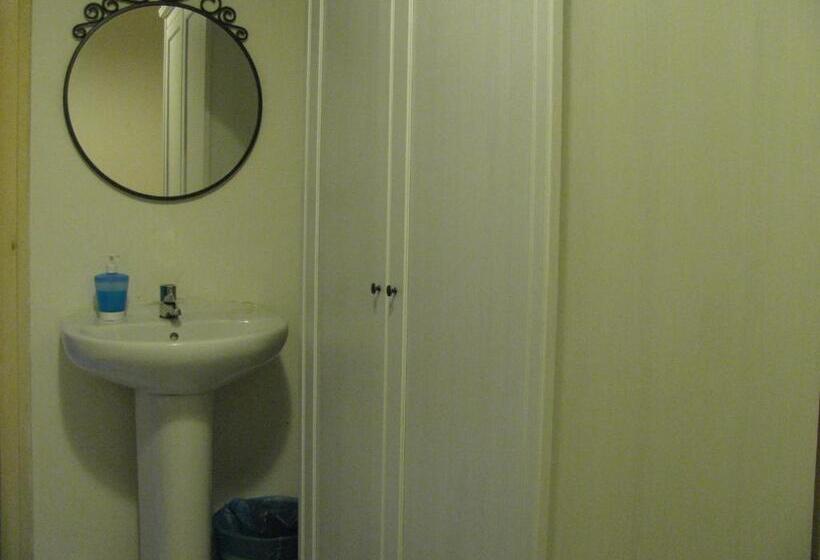 Номер Стандарт, Hostal Elkano