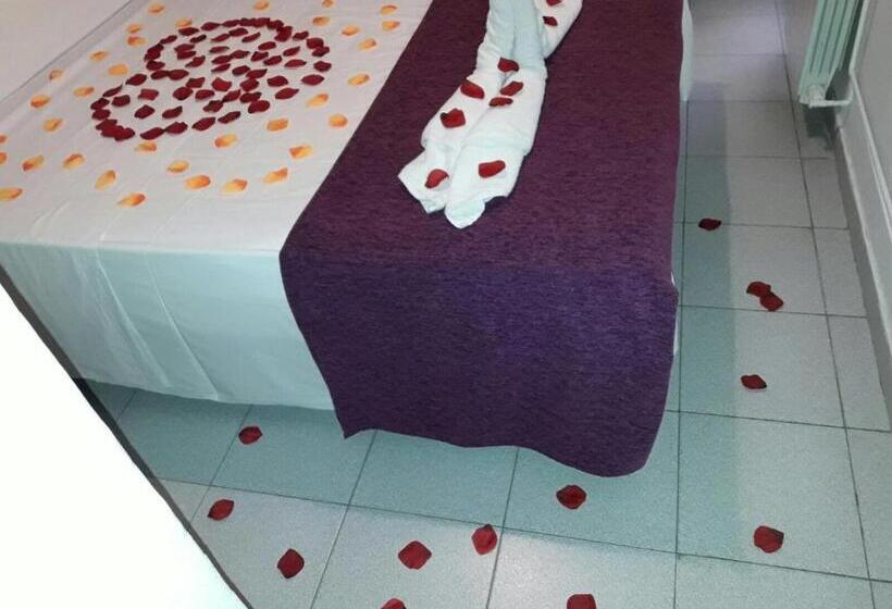 Номер Стандарт, Hostal Elkano