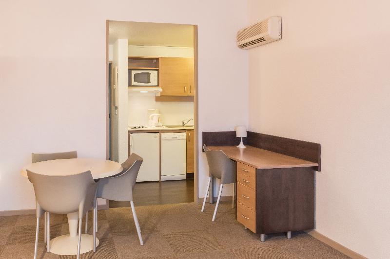 Апартаменты 1 Спальня, City Residence Aixenprovence