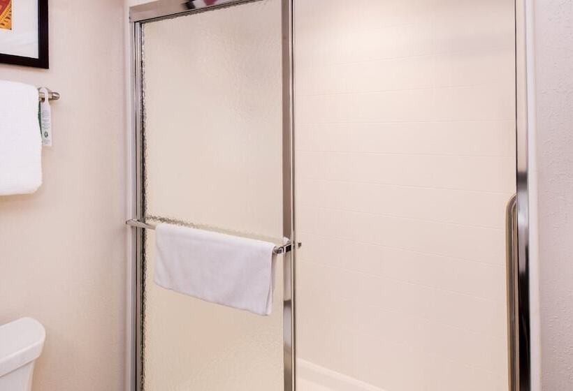 장애인을 위한 스위트, Holiday Inn Express & Suites Monroe, An Ihg