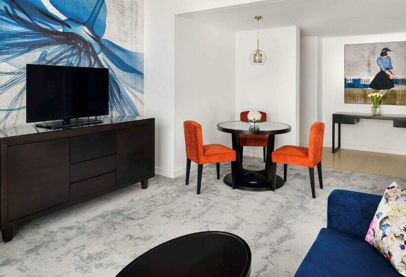 Люкс Премиум, Mövenpick Hotel Jumeirah Lakes Towers Dubai