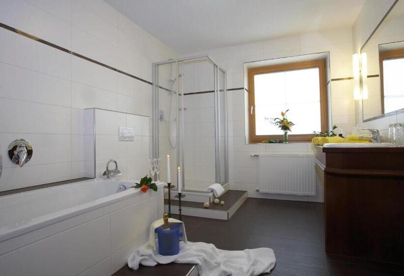 Номер Стандарт Трехместный, Alpenhotel Ernberg