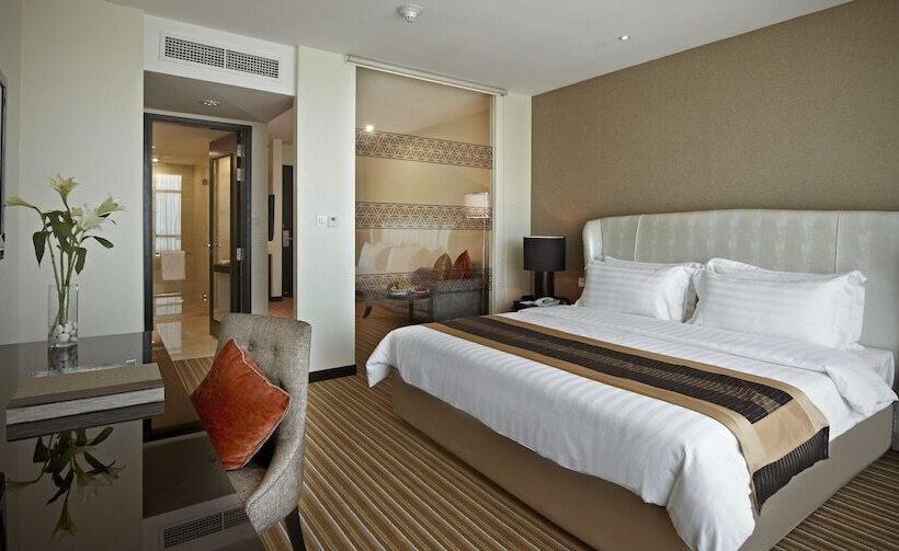 سوییت لوکس, Hatten Hotel Melaka