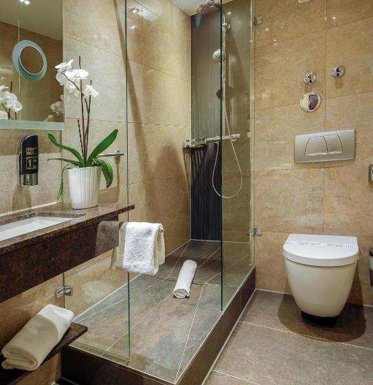 Номер Стандарт, Tiptop Hotel Burgschmiet Garni