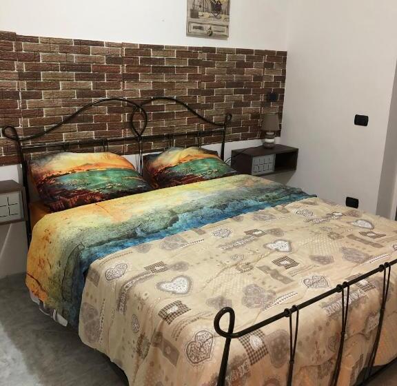 Quarto Estandar, Camera Dell  Antico Arco Romano