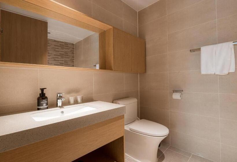 2 Bedroom Premium Apartment, Chestertons Sokcho