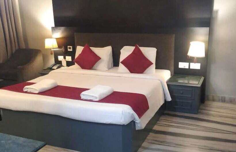 Номер Deluxe, Zip By Spree Hotels Surabi International Vellore