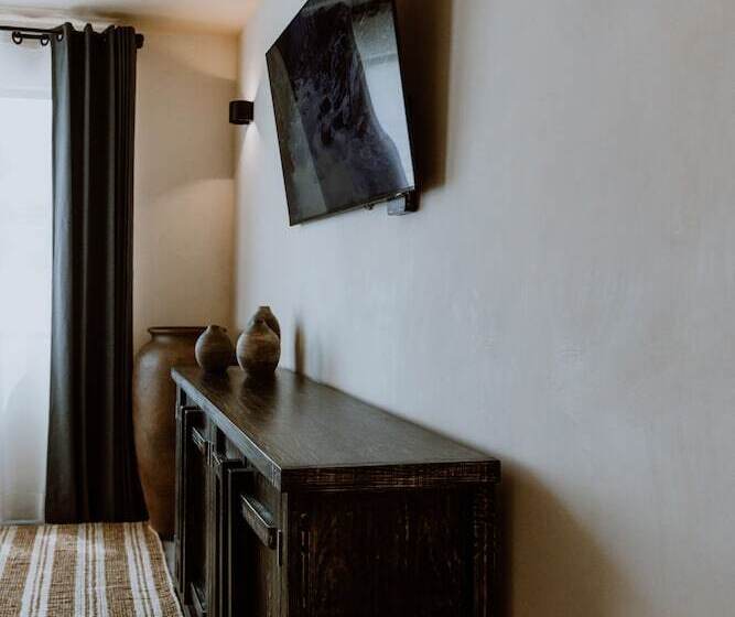 استودیوی استاندارد, Amatte San Miguel De Allende
