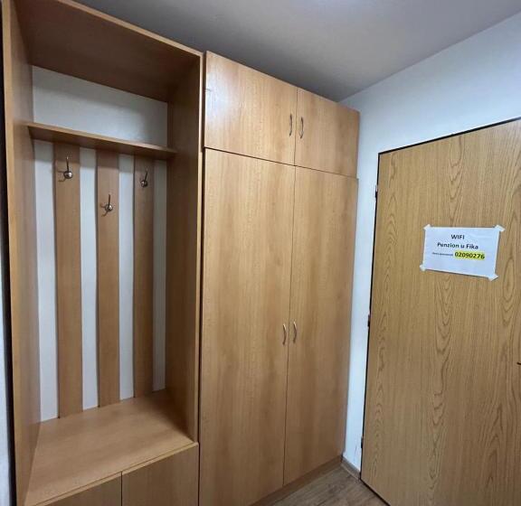 Quarto Estandar, Penzion U Fika