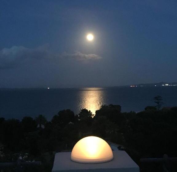 Номер Стандарт Вид на Море, Carloforte Bellavista