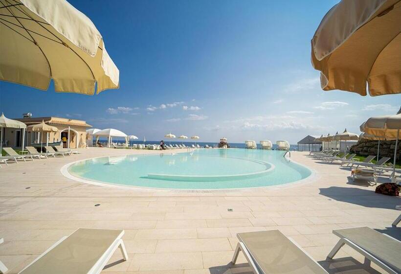 آپارتمان 1 خوابه, Le Castella Resort & Beach