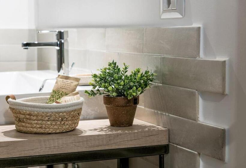 اتاق لوکس, Vallechiara B&b