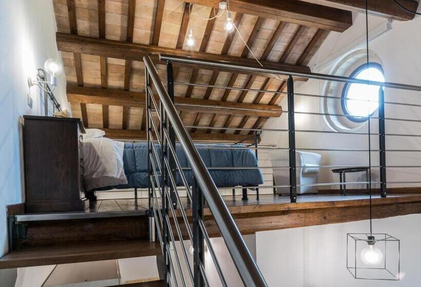 اتاق دوبلکس, Vallechiara B&b