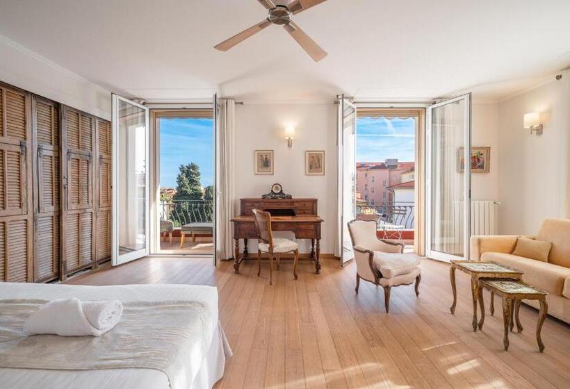 Апартаменты Superior 2 Спальни, La Fabrique à Poupées   Chambres De Charme Au Coeur De Menton