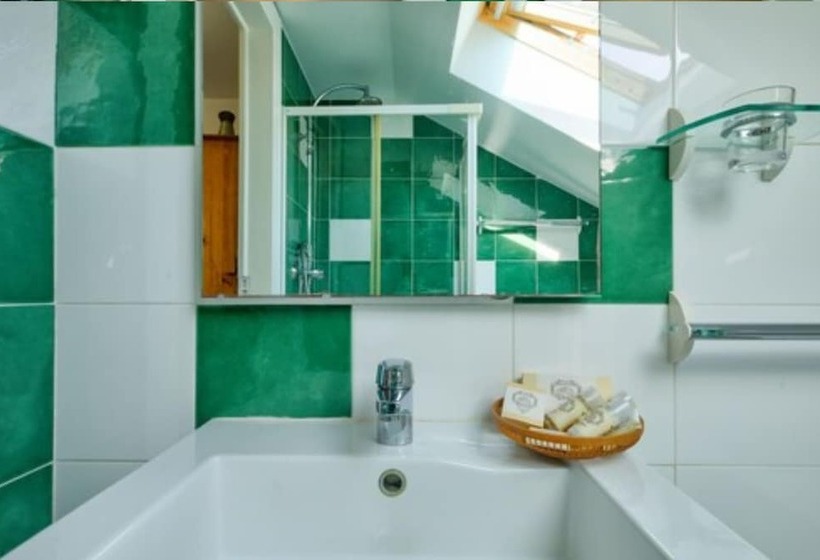اتاق خانوادگی, Adore Portugal Coimbra Guest House