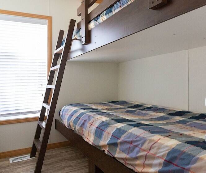 Хижина Deluxe, Fairmont Hot Springs Resort