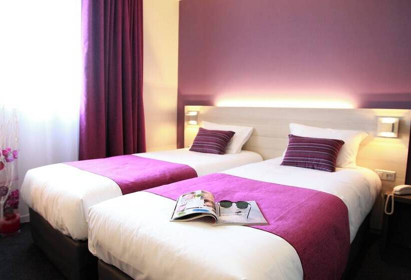 Номер Стандарт, Brit Hotel Vannes Theix