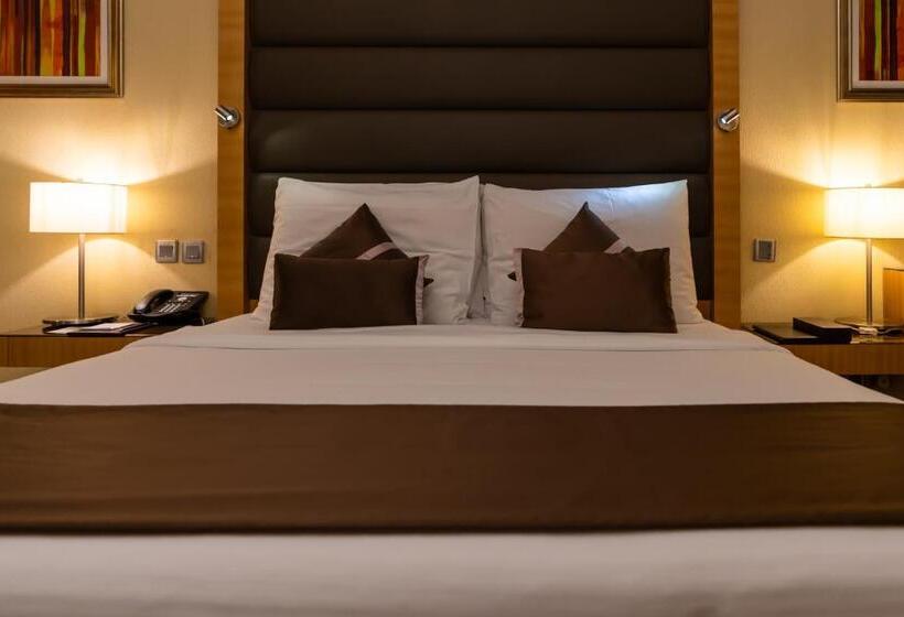 Номер Superior Кровать Кинг, Copthorne Hotel Sharjah