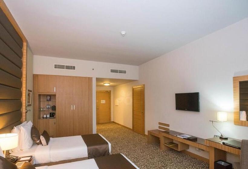 Номер Superior, Copthorne Hotel Sharjah