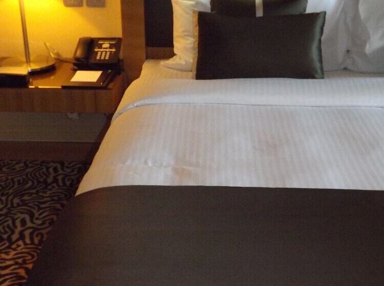 Номер Superior, Copthorne Hotel Sharjah