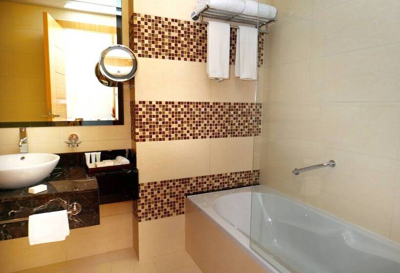 Президентский Люкс, Copthorne Hotel Sharjah