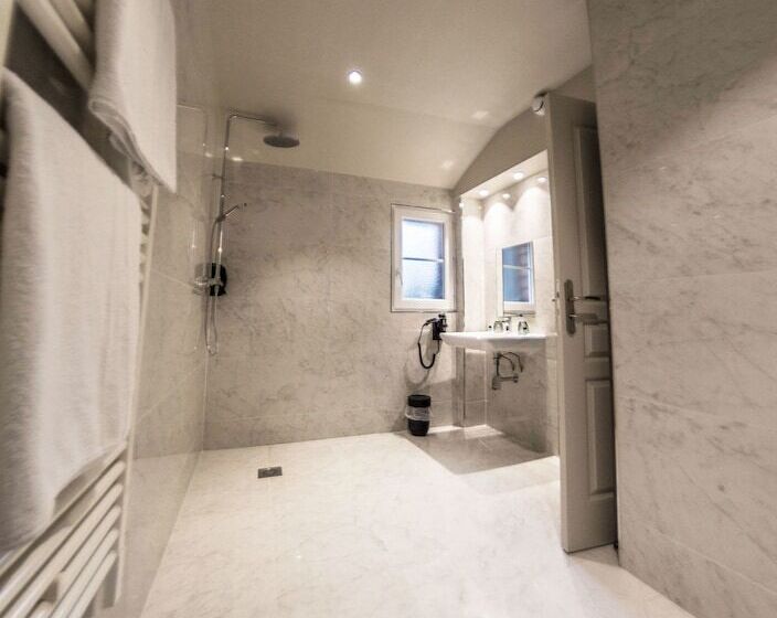 标准房带园景, La Villa 10 Hôtel Spa