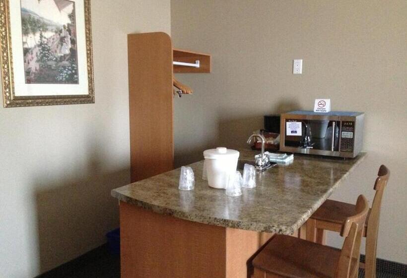 Номер Стандарт, Petawawa River Inn & Suites