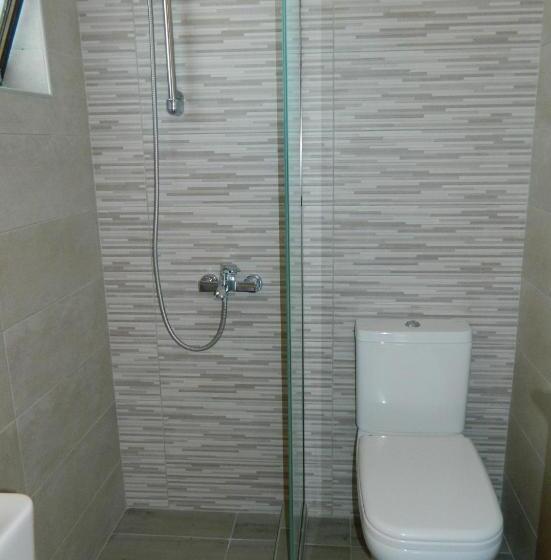 استودیوی استاندارد, Roseberry Studios