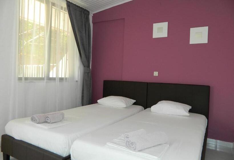 استودیوی استاندارد, Roseberry Studios