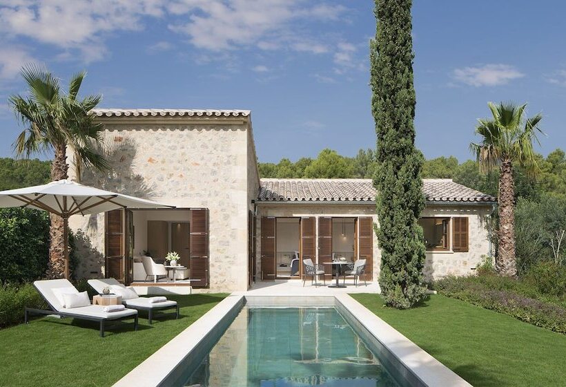 Люкс с Бассейном, Castell Son Claret   The Leading Hotels Of The World