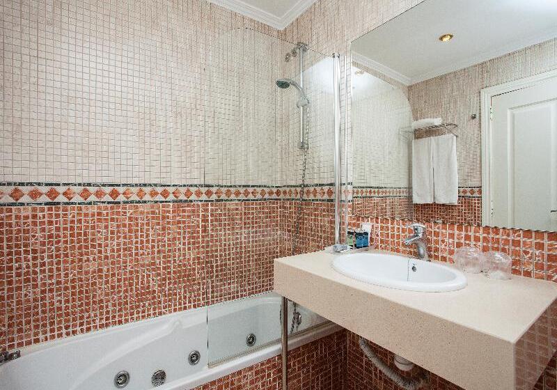 Номер Deluxe, Dorsett Shepherds Bush London