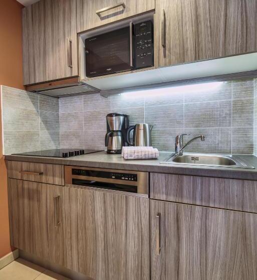 Апартаменты 1 Спальня с Балконом, Residence Pierre & Vacances Premium Julia Augusta