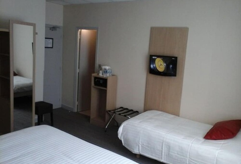 Quarto Triplo Estandar, Carmin