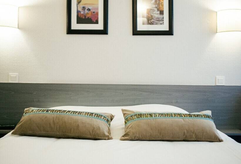 Quarto Estandar, Carmin