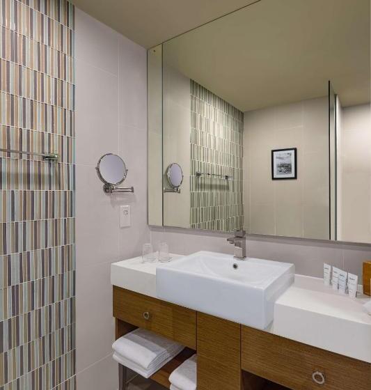 Номер Премиум, Radisson Hotel Colombo
