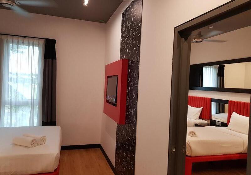 Четырехместный Номер Стандарт, Tune Hotel Klia   Klia2