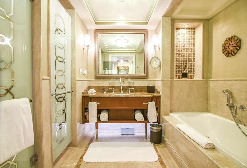 חדר סופריור, Waldorf Astoria Jerusalem