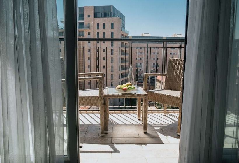 חדר דחוקס עם מיטת קינג, Waldorf Astoria Jerusalem