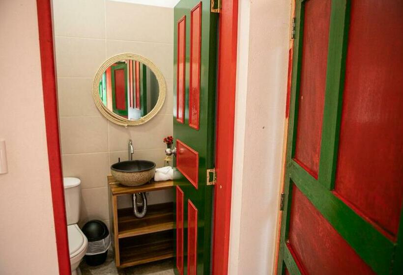 Quarto Estandar, Ecohotel Monteverde