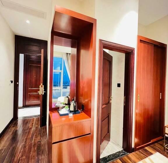 اتاق لوکس یک تخته, V V Hotel Battambang