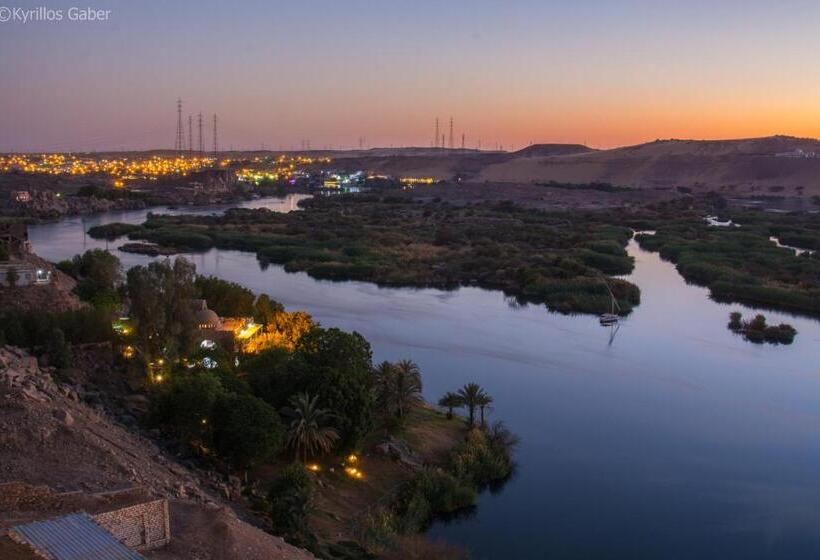 اتاق لوکس با بالکن و چشم‌انداز دریا, Aswan Nile Palace