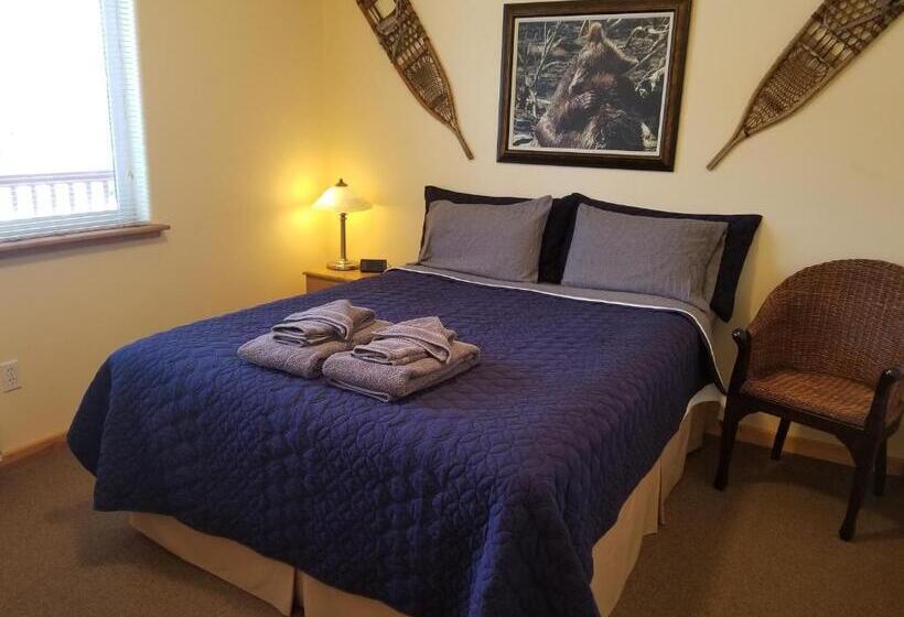 اتاق استاندارد با سرویس بهداشتی مشترک, Talkeetna Hideaway