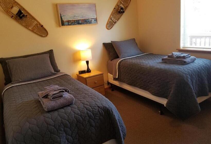 اتاق استاندارد با سرویس بهداشتی مشترک, Talkeetna Hideaway