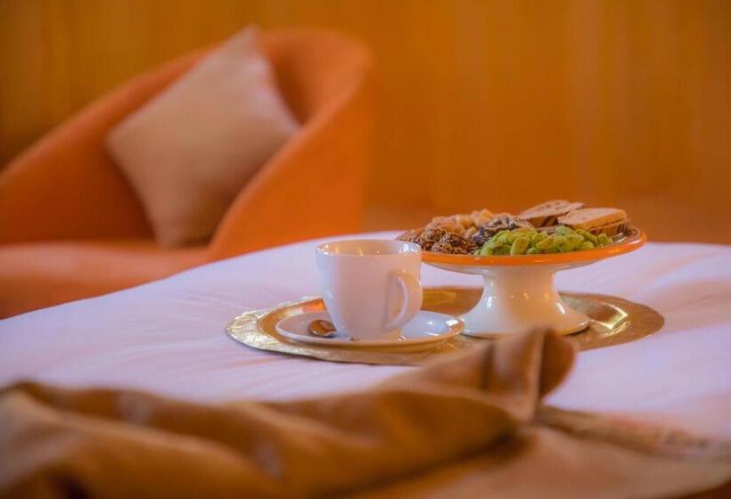Номер Стандарт Кровать Кинг Адаптированный для Инвалидов, Ksar Elkabbaba Kasbah & Spa