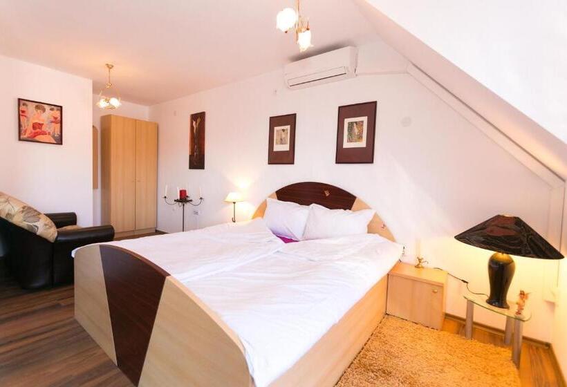 디럭스 룸, Guest Rooms Tivona