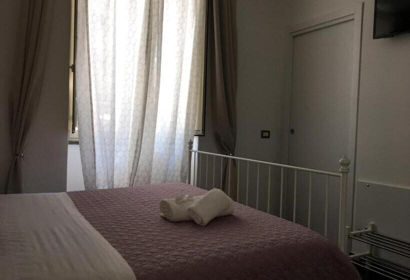 Номер Стандарт, Golden Mile B&b
